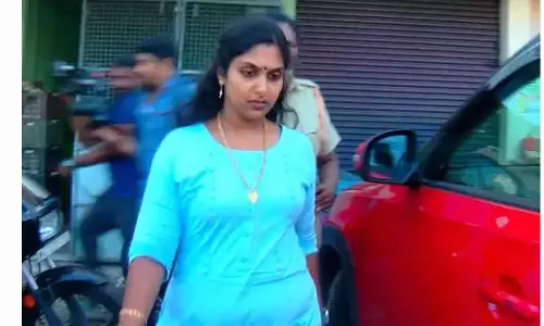 rakhi who arrested in fake psc appointment letter case gets bail