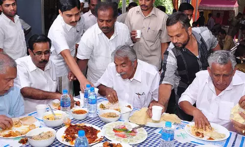 oommen chandy food