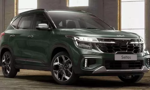 നാല് വർഷം, 10 ലക്ഷം കാറുകൾ; കിയ മോട്ടോഴ്സ്  കുതിപ്പ് തുടരുന്നു