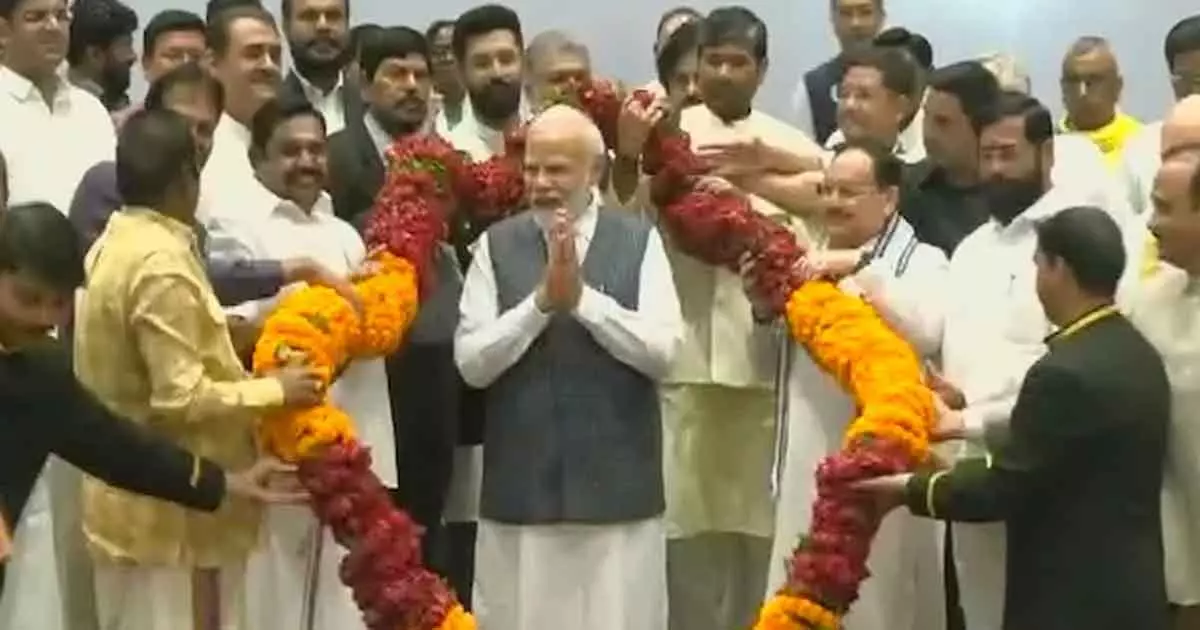 PM Narendra Modi criticises opposition alliance