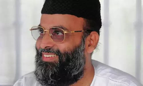 PDP Chairman Abdunassar Madani will arrive in Kerala today as the Supreme Court has given him permission to stay in Kerala PDP Chairman Abdunassar Madani will arrive in Kerala today as the Supreme Court has given him permission to stay in Kerala
