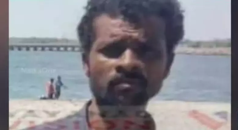 വെള്ളത്തിൽ വീണതെന്ന് പൊലീസ്, കൊലപാതകമെന്ന് കുടുംബം: ദുരൂഹത മാറാതെ കുടകിലെ ആദിവാസി മരണങ്ങൾ വെള്ളത്തിൽ വീണതെന്ന് പൊലീസ്, കൊലപാതകമെന്ന് കുടുംബം: ദുരൂഹത മാറാതെ കുടകിലെ ആദിവാസി മരണങ്ങൾ