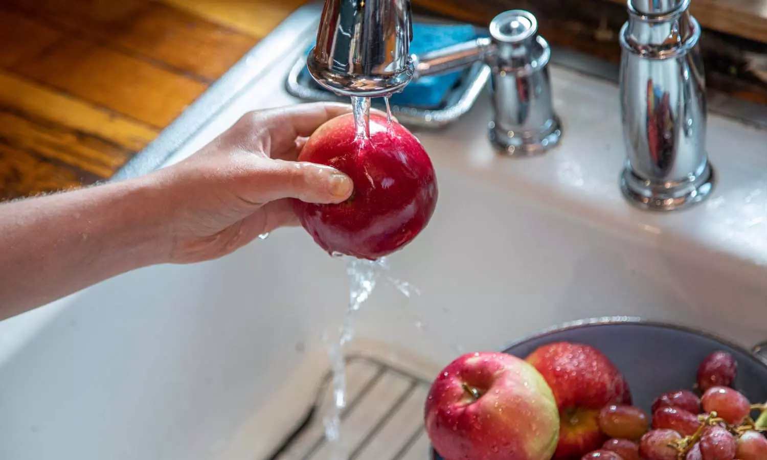 fruits washing fruits washing