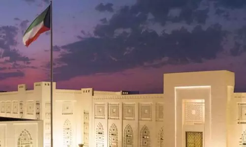 സ്വീഡനിൽ ഖുർആനെ വീണ്ടും അപമാനിച്ച സംഭവത്തെ ശക്തമായി അപലപിച്ച് കുവൈത്ത് ഭരണകൂടം