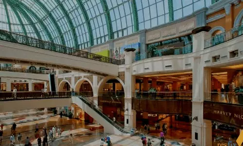 ഒമാനിലെ പ്രവാസി തൊഴിലാളികൾക്ക് ആശ്വാസം പകർന്ന് നിർബന്ധിത ആരോഗ്യ ഇൻഷൂറൻസ് നടപ്പിലാക്കുന്നു