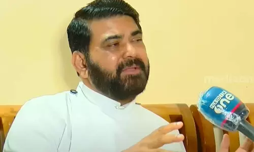 സംഘ്പരിവാർ ആദ്യം ലക്ഷ്യമിട്ടത് മുസ്ലിംകളെ ക്രിസ്ത്യാനികളിലേക്ക് തിരിഞ്ഞത് പിന്നീട്; ഫാദർ ജോൺസൺ തേക്കടയേൽ സംഘ്പരിവാർ ആദ്യം ലക്ഷ്യമിട്ടത് മുസ്ലിംകളെ ക്രിസ്ത്യാനികളിലേക്ക് തിരിഞ്ഞത് പിന്നീട്; ഫാദർ ജോൺസൺ തേക്കടയേൽ