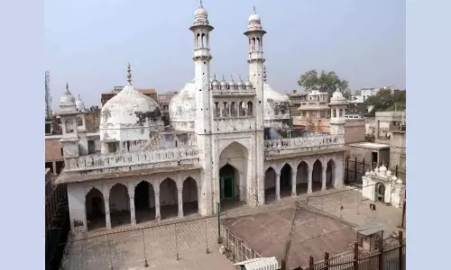 Supreme Court has ordered that the survey proceedings at Gyanwapi Masjid be suspended till Wednesday Supreme Court has ordered that the survey proceedings at Gyanwapi Masjid be suspended till Wednesday