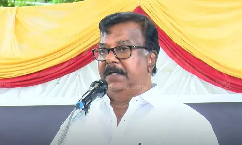 ഉമ്മൻ ചാണ്ടി വേട്ടയാടപ്പെട്ടു; ദുരന്തങ്ങൾ വരുത്തിവെച്ചത് കൂടെയുള്ളവരെന്ന് സി.ദിവാകരൻ