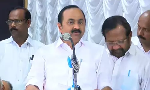 ജനകീയരാകാൻ ജനപ്രതിനിധികളെ പഠിപ്പിച്ച നേതാവ്; ഉമ്മൻ ചാണ്ടിക്ക് പകരക്കാരനില്ലെന്ന് വി.ഡി.സതീശൻ ജനകീയരാകാൻ ജനപ്രതിനിധികളെ പഠിപ്പിച്ച നേതാവ്; ഉമ്മൻ ചാണ്ടിക്ക് പകരക്കാരനില്ലെന്ന് വി.ഡി.സതീശൻ