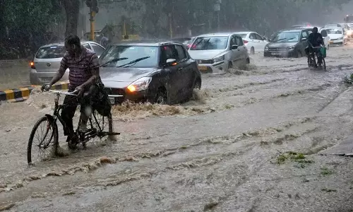 പശ്ചിമഘട്ടത്തിൽ കനത്ത മഴ, ഉഡുപ്പിയിൽ രണ്ട് പേർ മുങ്ങിമരിച്ചു; ഉത്തരേന്ത്യയിൽ മഴക്കെടുതി രൂക്ഷം