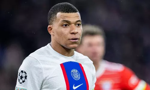 എംബാപ്പെക്ക് 271 കോടി രൂപയുടെ ഓഫറുമായി സൗദി ക്ലബ്ബ് അൽ ഹിലാൽ