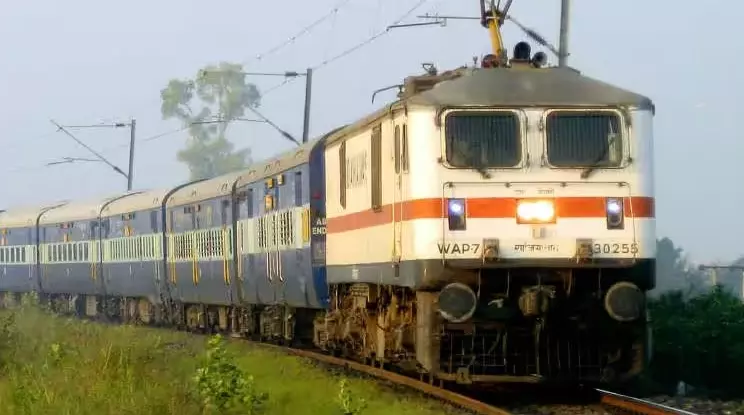 ഓണ്ലൈൻ ടിക്കറ്റ് ബുക്കിങ് തകരാർ പരിഹരിച്ചതായി റെയിൽവേ ഓണ്ലൈൻ ടിക്കറ്റ് ബുക്കിങ് തകരാർ പരിഹരിച്ചതായി റെയിൽവേ