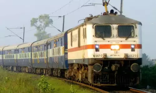 ഓണ്‍ലൈൻ ടിക്കറ്റ് ബുക്കിങ് തകരാർ പരിഹരിച്ചതായി റെയിൽവേ