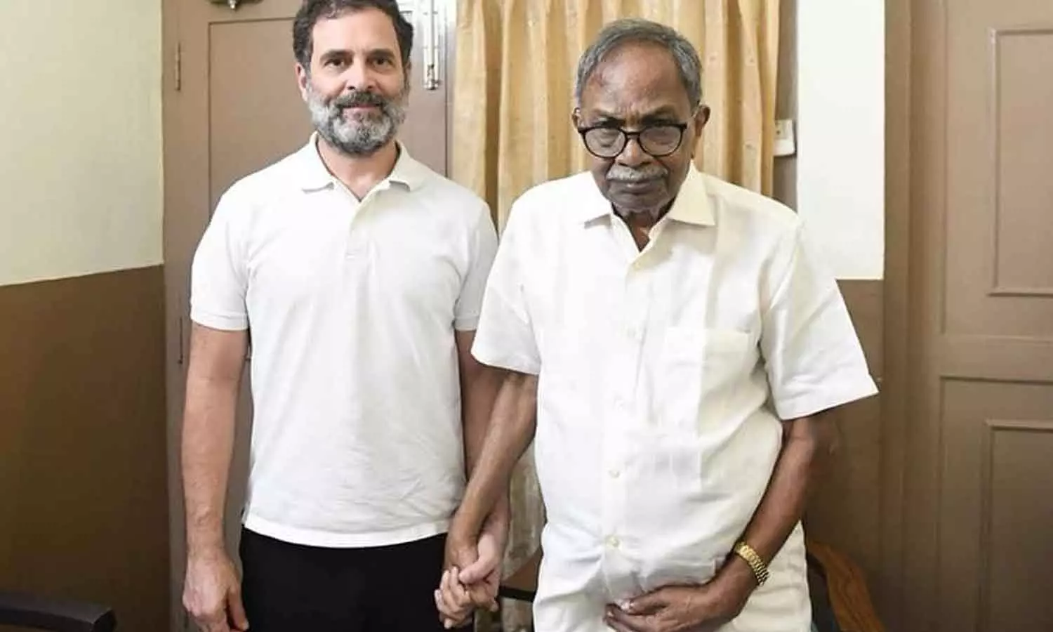 Rahul Gandhi met with MT Rahul Gandhi met with MT