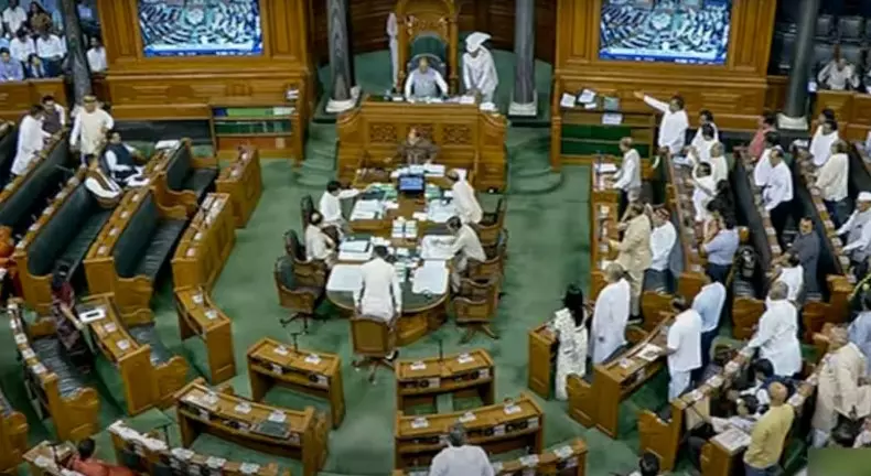 മണിപ്പൂർ കലാപം ചർച്ചയ്ക്കെടുക്കാതെ കേന്ദ്രം; പാർലമെന്റിൽ കറുപ്പണിഞ്ഞ് പ്രതിഷേധിക്കാൻ പ്രതിപക്ഷം