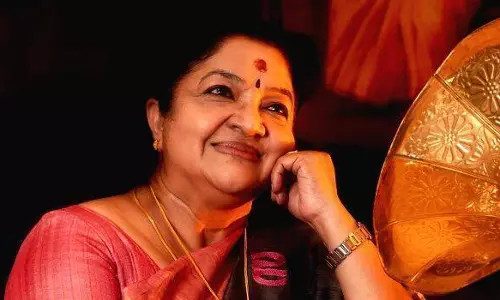 അറുപതാണ്ട് പിന്നിട്ട് ചിത്രാനദി..; പിറന്നാൾ നിറവിൽ മലയാളത്തിന്റെ വാനമ്പാടി