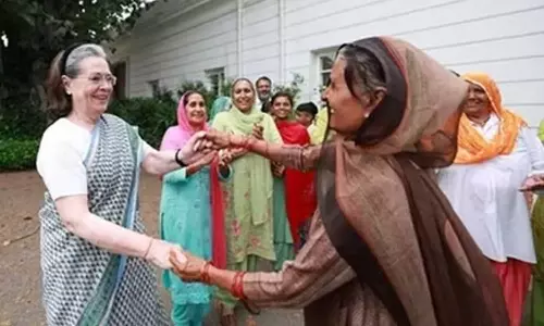 രാഹുൽ ഗാന്ധിയെ വിവാഹം കഴിപ്പിക്കൂ; സോണിയ ഗാന്ധിയോട്‌ കർഷക വനിത, മറുപടി ഇങ്ങനെ