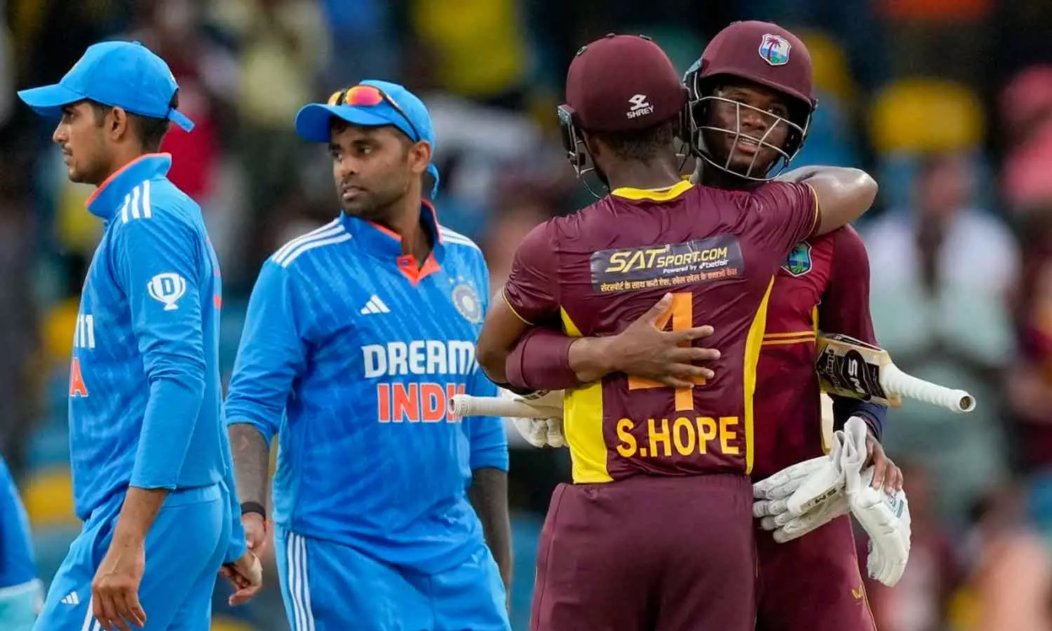 ആദ്യ ഏകദിനത്തിലെ തോൽവിക്ക് പകരം വീട്ടി; ആറ് വിക്കറ്റിന്റെ മനോഹര ജയവുമായി വിൻഡീസ് ആദ്യ ഏകദിനത്തിലെ തോൽവിക്ക് പകരം വീട്ടി; ആറ് വിക്കറ്റിന്റെ മനോഹര ജയവുമായി വിൻഡീസ്