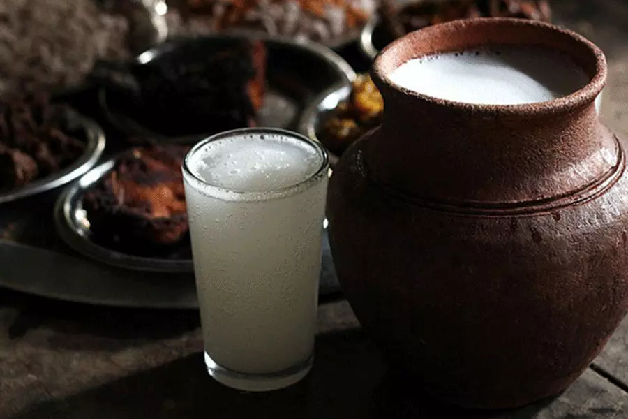 പ്രായപൂർത്തിയാകാത്ത പെണ്കുട്ടിക്ക് കള്ള് നൽകി; ഷാപ്പിന്റെ ലൈസൻസ് റദ്ദാക്കി പ്രായപൂർത്തിയാകാത്ത പെണ്കുട്ടിക്ക് കള്ള് നൽകി; ഷാപ്പിന്റെ ലൈസൻസ് റദ്ദാക്കി