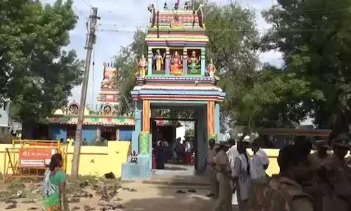 Dalit families entered the Mariamman temple in Chellankuppam village Dalit families entered the Mariamman temple in Chellankuppam village
