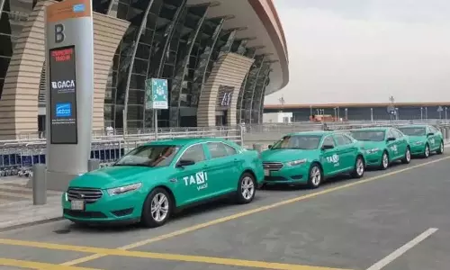 സൗദിയിൽ ടാക്‌സി നിയമാവലി പരിഷ്‌കരിച്ചു; മീറ്റർ പ്രവർത്തിപ്പിച്ചില്ലെങ്കിൽ പണം അടക്കേണ്ട