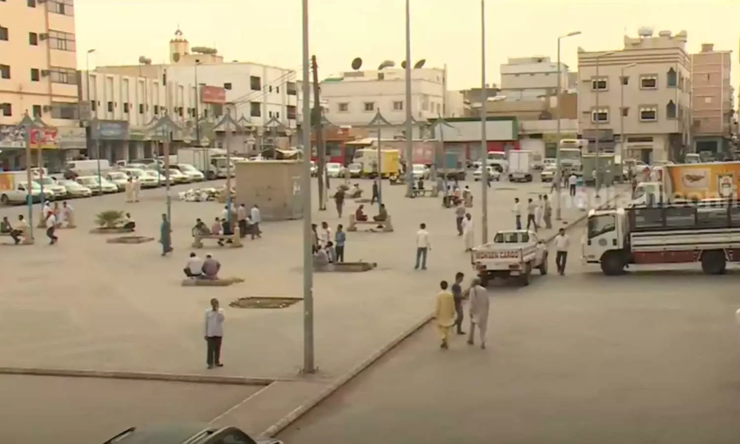 25,40,000 workers in the construction sector in Saudi Arabia