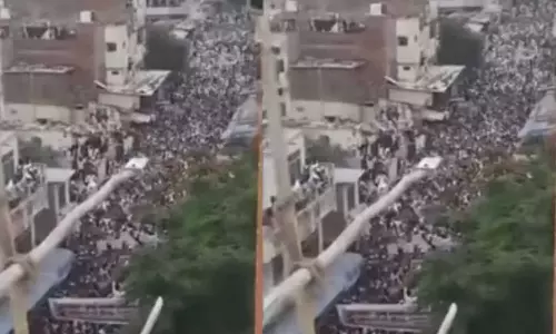 Massive Jaipur protest over Jaipur-Mumbai train shooting, Massive protest over Jaipur-Mumbai train shooting, protest rally over Jaipur-Mumbai train shooting, Jaipur Mumbai train shooting