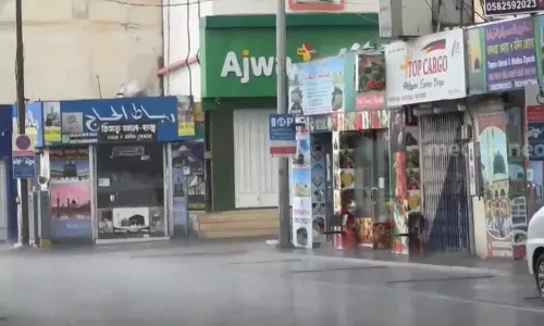 Rain and snow fall; Tourists flock to Abaha