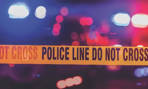 ഭജന്‍ ആലപിച്ച് വിവാദത്തിലായ മുസ്‍ലിം ഗായികയുടെ സഹോദരനെ കുത്തിക്കൊന്നു