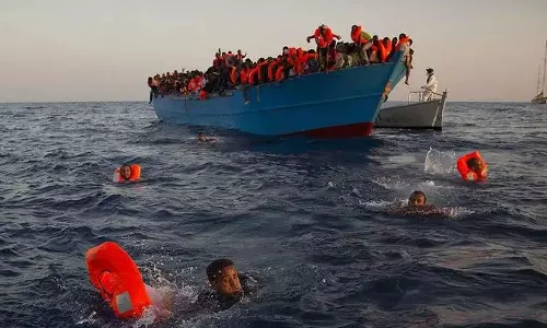ടുണീഷ്യയിൽ കുടിയേറ്റകാരുടെ  ബോട്ട് തകർന്നു; 11 പേർ മരിച്ചു, 44 പേരെ കാണാതായി