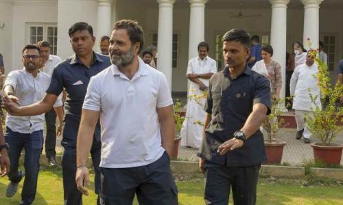 ഈ രാജ്യമാണ് എന്റെ വസതി: രാഹുലിന് തുഗ്ലക് ലൈനിലെ ഔദ്യോഗിക വസതി തിരികെ നല്കും ഈ രാജ്യമാണ് എന്റെ വസതി: രാഹുലിന് തുഗ്ലക് ലൈനിലെ ഔദ്യോഗിക വസതി തിരികെ നല്കും