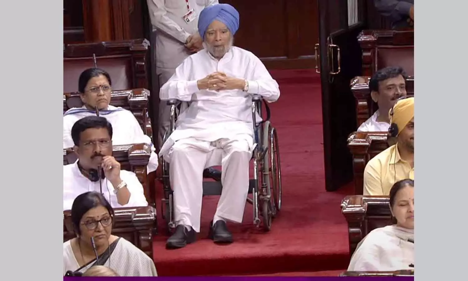 AAP leaders praised Manmohan Singh AAP leaders praised Manmohan Singh