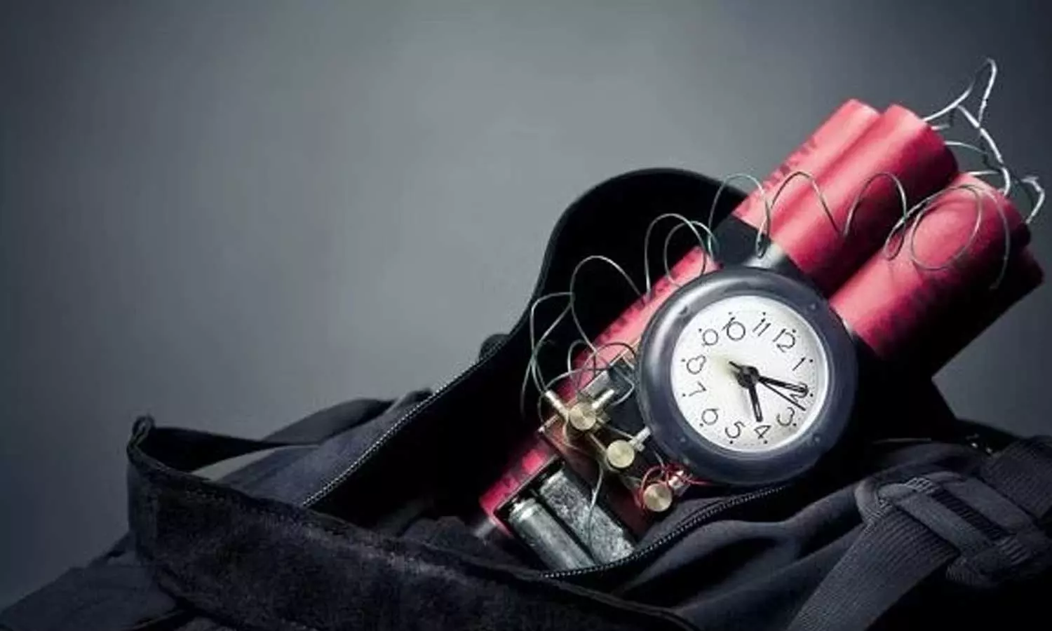 Bomb threat in cms office, man arrested