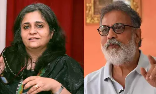 Tushar Gandhi claims police detained him ahead of Quit India Day protest march