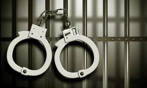 ഫ്രാൻസ് കലാപത്തിനിടെ ഓരാൾ കൊല്ലപ്പെട്ട സംഭവത്തിൽ മൂന്ന് പൊലീസുകാരെ അറസ്റ്റ് ചെയ്തു