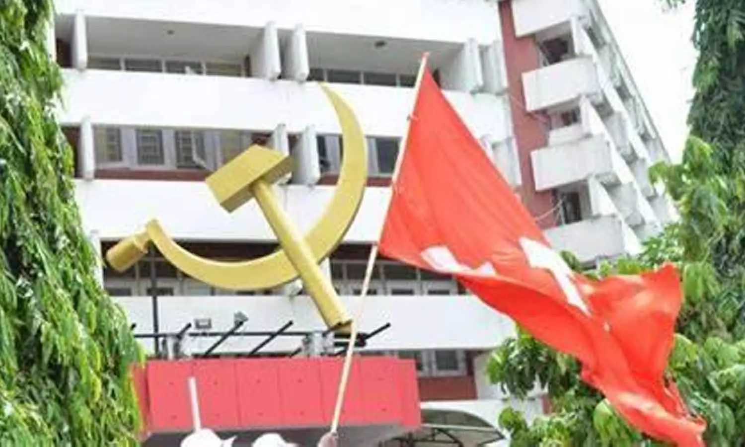 പുതുപ്പള്ളിയിൽ ജെയ്ക്കിന് പുറമെ സ്ഥാനാര്ഥിയായി മറ്റ് ചിലരും സി.പി.എം പരിഗണനയിൽ പുതുപ്പള്ളിയിൽ ജെയ്ക്കിന് പുറമെ സ്ഥാനാര്ഥിയായി മറ്റ് ചിലരും സി.പി.എം പരിഗണനയിൽ