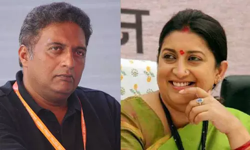 actor prakash raj criticises smriti irani flying kiss row