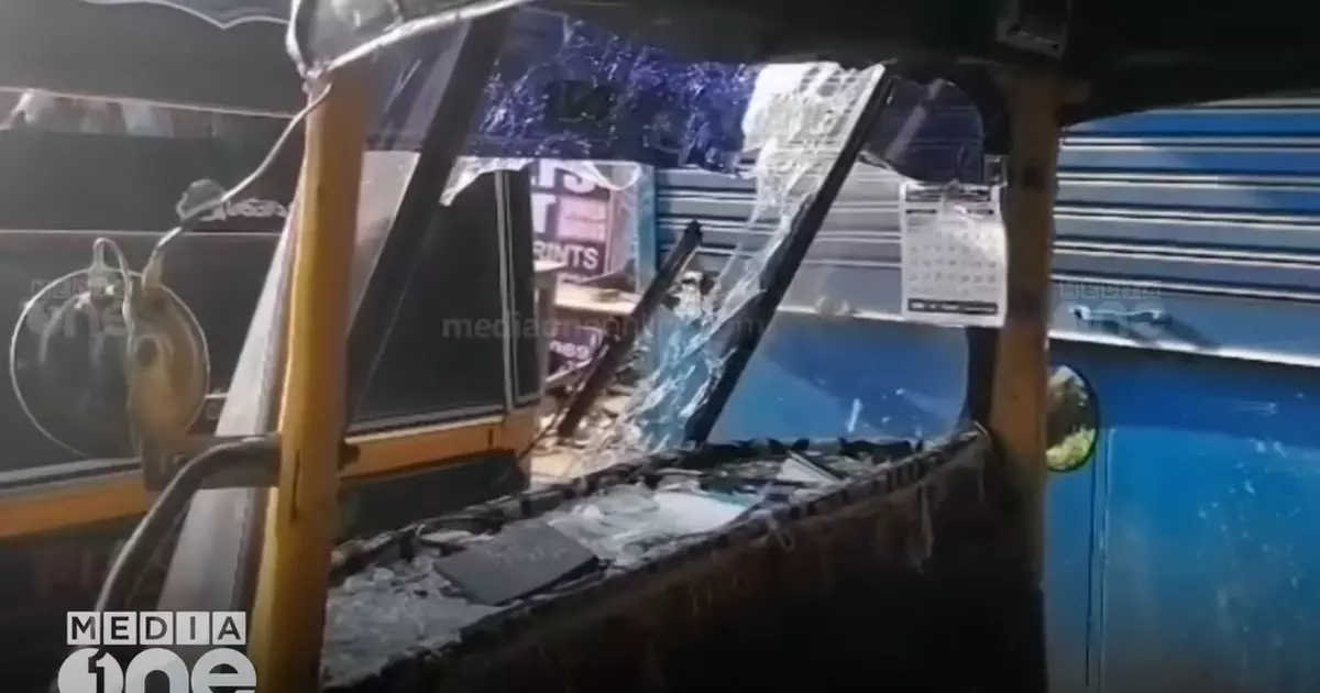 Attingal auto stand attacked by unknown persons.
