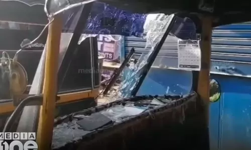 Attingal auto stand attacked by unknown persons.