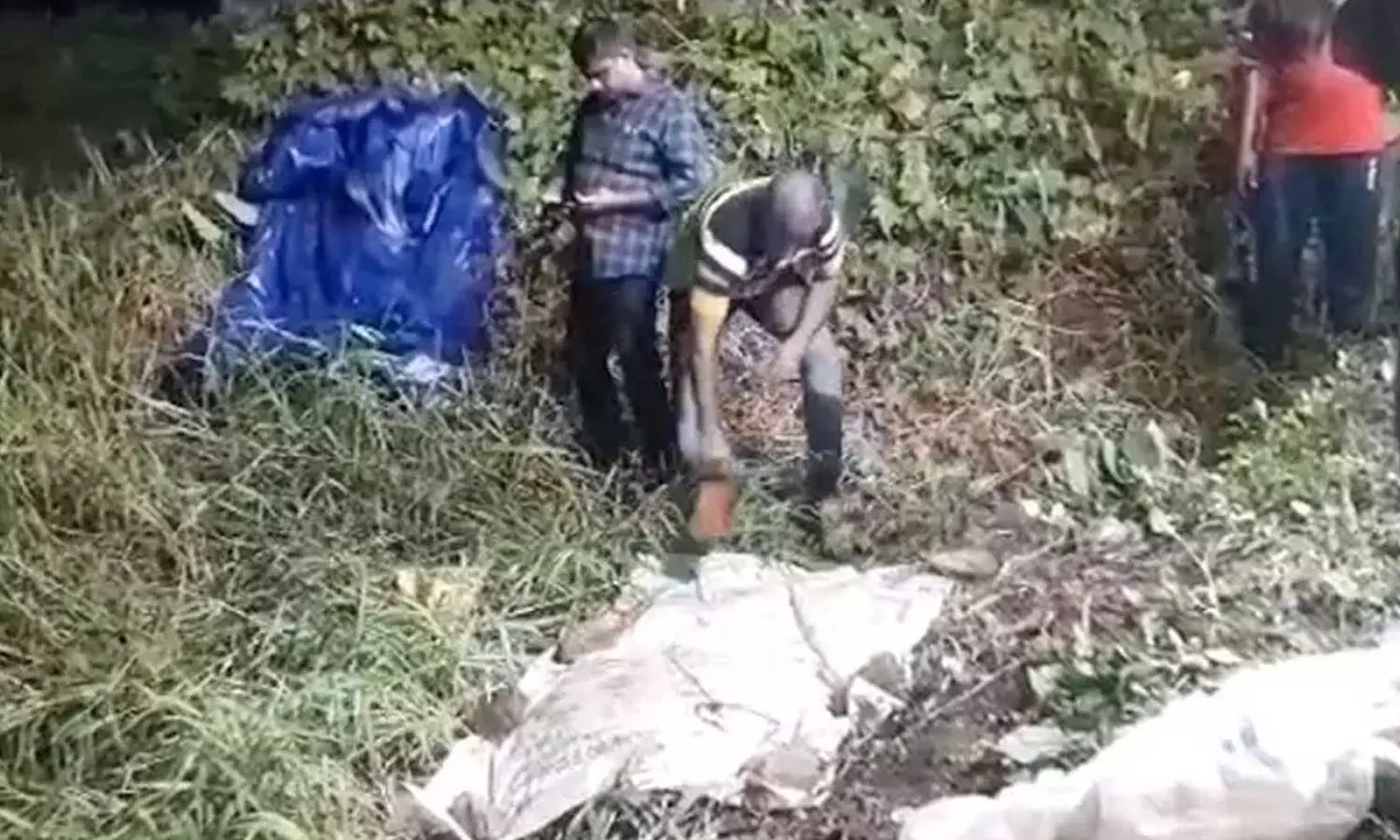 Post-mortem in infant dead body in Pathanamthitta Pulikeezhu, Postmortem, infant dead body, Pathanamthitta, Pulikeezhu Post-mortem in infant dead body in Pathanamthitta Pulikeezhu, Postmortem, infant dead body, Pathanamthitta, Pulikeezhu