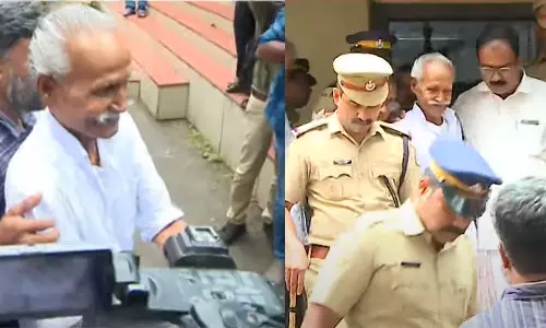 Gro Vasu ,Security lapse in Gro Vasu speaking to media at court premises;  DCP sought an explanation from t police,ഗ്രോ വാസു കോടതി വളപ്പിൽ മാധ്യമങ്ങളോട് സംസാരിച്ചതിൽ സുരക്ഷാ വീഴ്ച; പൊലീസുകാരോട് ഡിസിപി വിശദീകരണം തേടി,