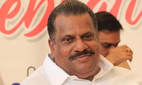 പുതുപ്പള്ളിയിൽ മരണമില്ലാത്ത വീടുകളുണ്ടോ, അതെങ്ങനെ സഹതാപമാകും: ഇപി ജയരാജൻ