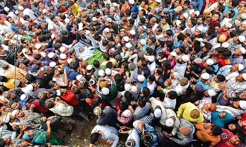 കലാപങ്ങളില്‍ ഭരണകൂടങ്ങള്‍ അദൃശ്യ പങ്കാളികളാകുന്നു - ആസിഫ് മുജ്തബ
