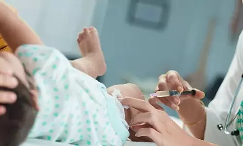 അഞ്ചുദിവസം പ്രായമുള്ള കുഞ്ഞിന് അധിക വാക്സിൻ; നഴ്സിന് സസ്പെൻഷൻ