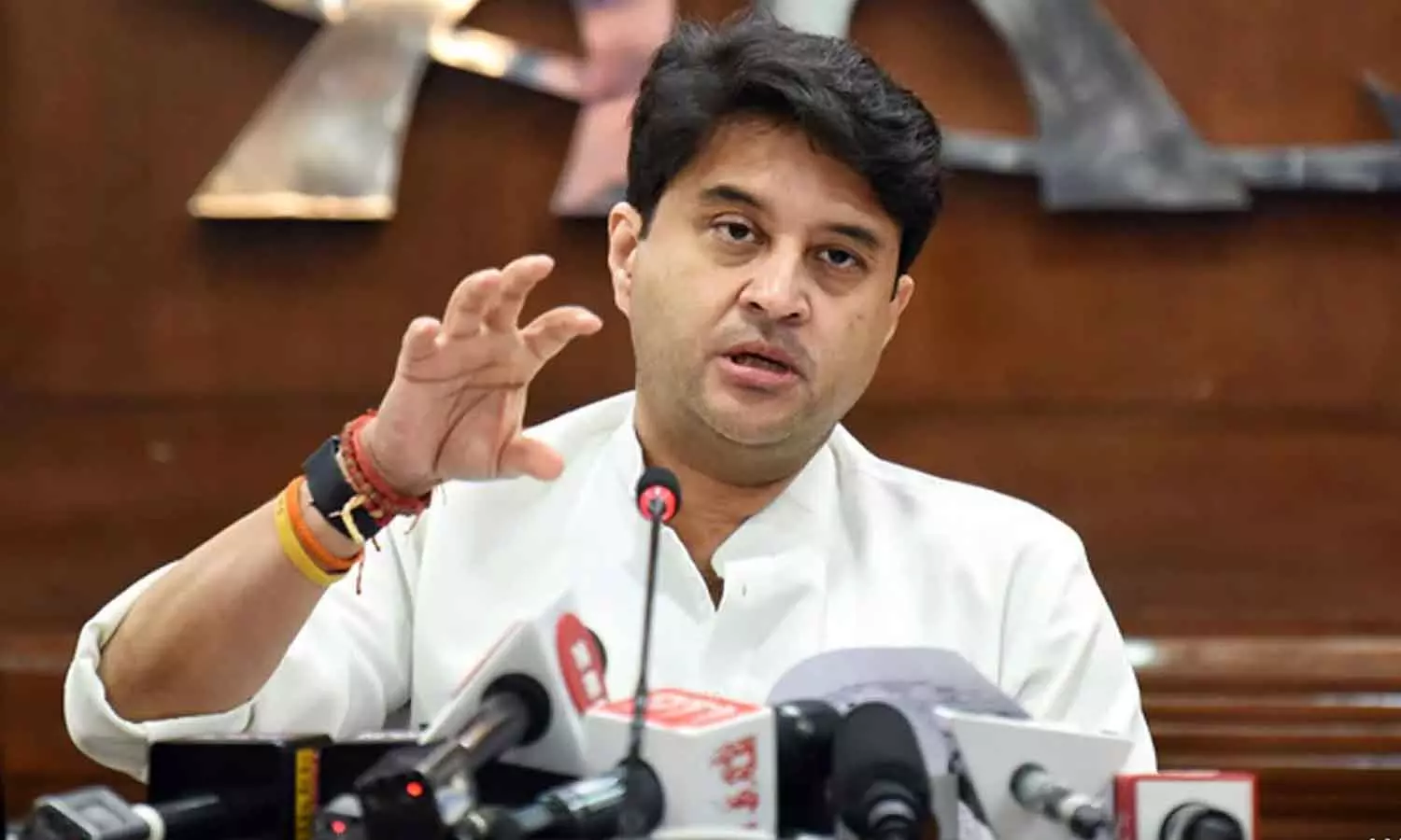 Leaders left Jyotiraditya Scindia camp Madhyapradesh Leaders left Jyotiraditya Scindia camp Madhyapradesh