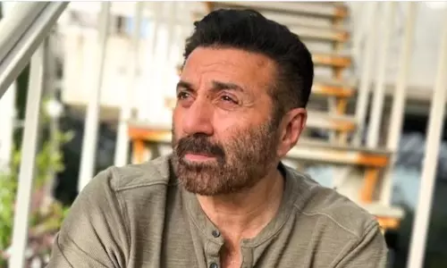 ബിജെപി എംപിയായ നടൻ സണ്ണി ഡിയോളിന്റെ ബംഗ്ലാവിന്റെ ലേലം ഒഴിവാക്കി; പരിഹസിച്ച് കോണ്‍ഗ്രസ്