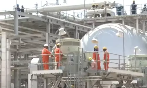 ആഗോള വിപണിയില്‍ എണ്ണ ലഭ്യതയില്‍ കുറവ്; ക്രൂഡ് ഓയില്‍ വില വീണ്ടും ഉയർന്നു