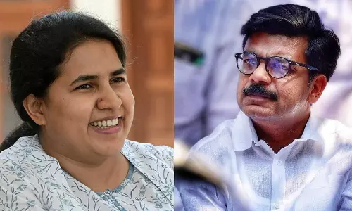 CPM claims that Veena Vijayan have paid IGST on money received from CMRL but does not release the documents, CPM, Veena Vijayan CMRL controversy, Veena Vijayan IGST, Veena Vijayan-Mathew Kuzhalnadan