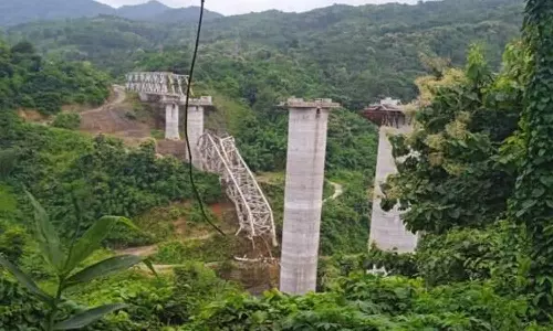 17 killed after under-construction railway bridge collapses in Mizoram