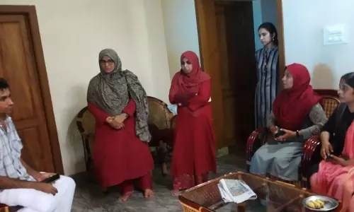 Women Justice leaders visited the family of Sujitha who was killed in Tuvvur